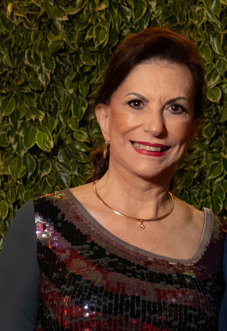Elsa Lesaria Nhuch